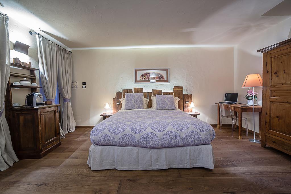 Domus Antica Aosta Hotell Eksteriør bilde